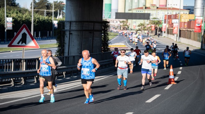 İzmir trafiğine maraton düzenlemesi... Hangi yollar kapalı olacak?