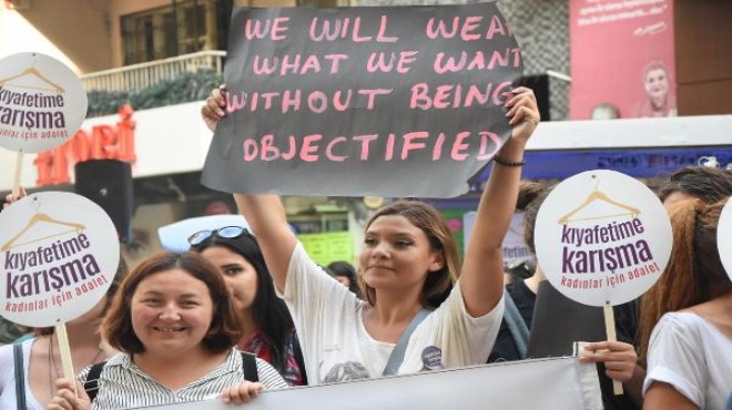 İzmirli kadınlar: Ne istersek giyeriz, her yerde gezeriz