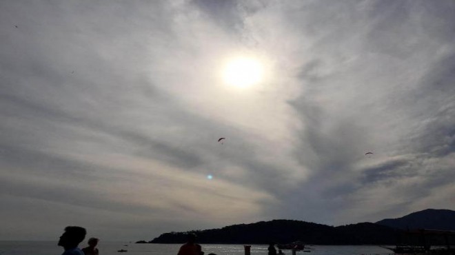 İzmirli tatilci: UFO’nun fotoğrafını çektim!