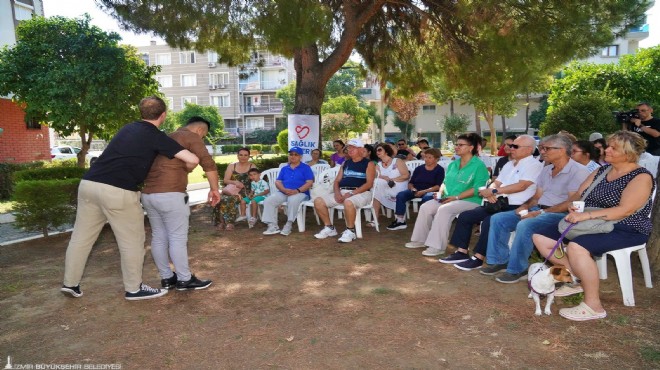 İzmirliler sağlığı geliştiren parklarda buluşuyor