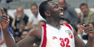 Karşıyaka, Avrupa da güle oynaya: 79-70