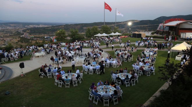 Karabağlar’da birlik ve beraberlik iftarı