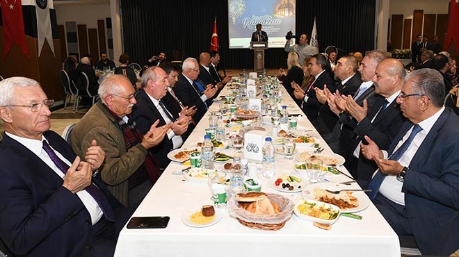 Karabağlar Protokolü iftar sofrasında