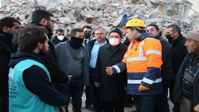 Karamollaoğlu’ndan deprem mesajı: Tüm yanlışları telafi edeceğiz