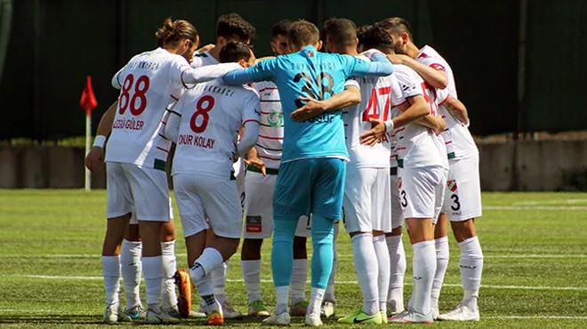 Karşıyaka zora kenetlendi: Hedef Play-Off!