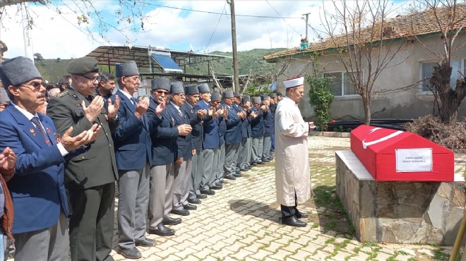 Kıbrıs gazisi Ödemiş te toprağa verildi