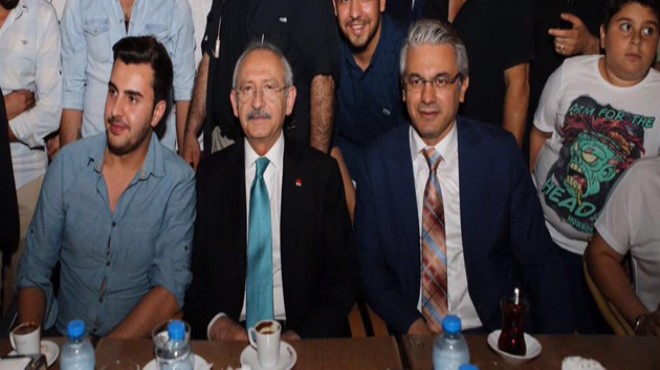 Kılıçdaroğlu’ndan Karşıyaka sürpriz: Akşam kahvesi içti, vatandaşı dinledi
