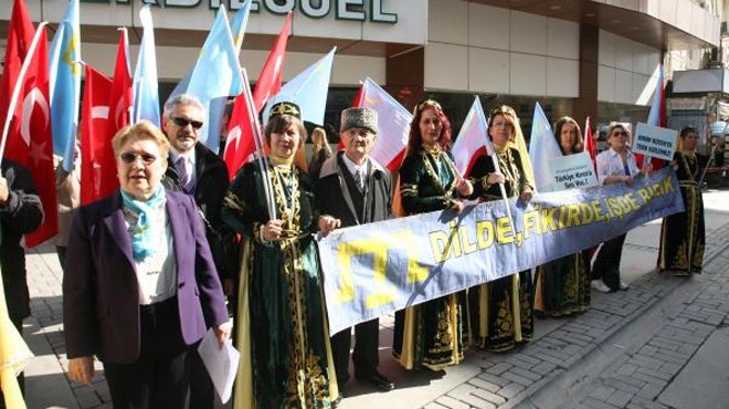 Kırım Türkleri, Rusya yı protesto etti
