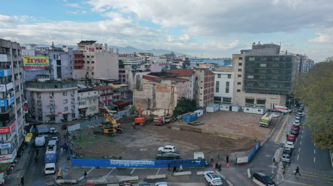 Konak a yeni belediye binası... Ve ilk kazma vuruldu!