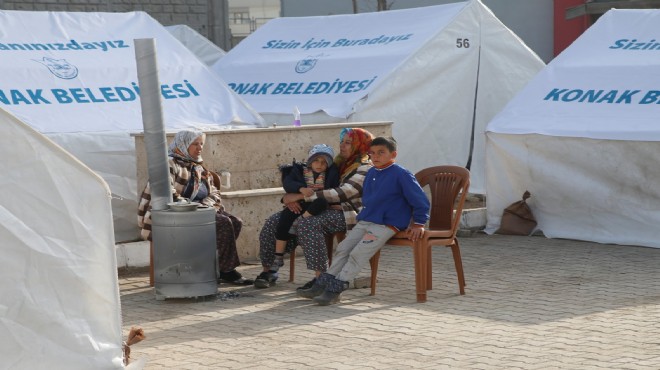 Konak’ın çadır kentinde hayat başladı