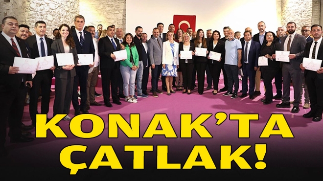 Konak’ta çatlak!