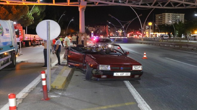 Korkunç kazada bir ölü... Kağıt gibi ikiye ayrıldı!