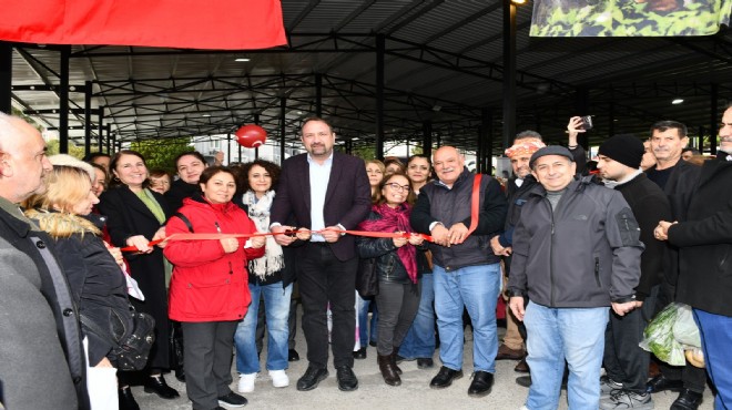 Kurdelesi kesildi... Çiğli de pazar yeri yenilendi!