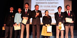 Kıraç tan olimpiyat madalya öğrencilere ödül