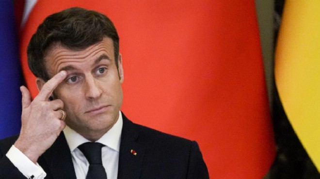 Macron dan abaya açıklaması: Taviz vermeyeceğiz