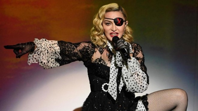 Madonna eşcinsel olduğunu açıkladı
