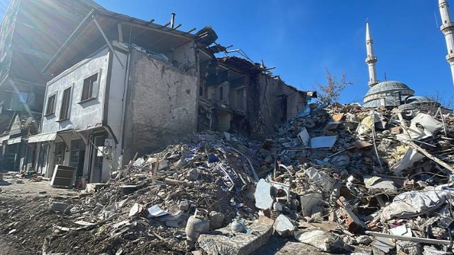 Malatya Valiliği: Depremde yıkılan bina sayısı 3 bin 670