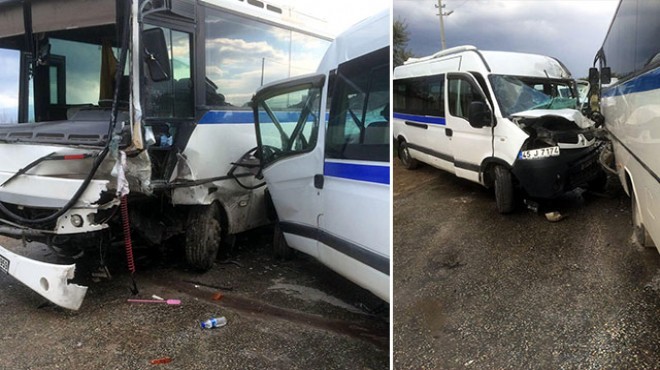 Manisa da işçi servis minibüsleri çarpıştı: 10 yaralı