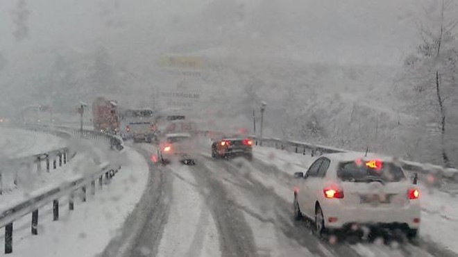 Manisa nın yüksekleri beyaza büründü