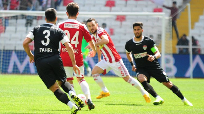 Manisaspor kan kaybetmeye devam ediyor: 2-0