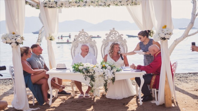 Marmaris te 76 yabancı çift nikah kıydı