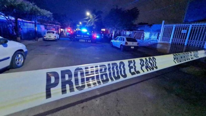 Meksika da uyuşturucu çeteleri çatıştı: 19 ölü!