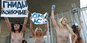 FEMEN kızları: Bu yaz gelip sizi protesto edeceğiz 