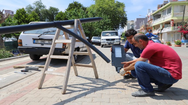 Menderes te 4 caddeye yeni aydınlatma