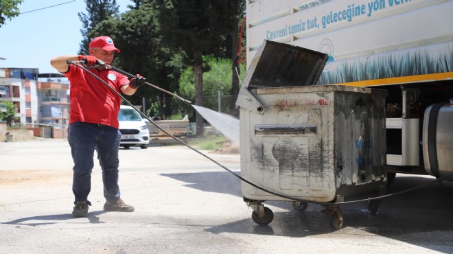 Menderes’te çöp konteynerlerine bakım