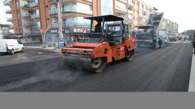 Menderes te yol çalışması tam gaz!