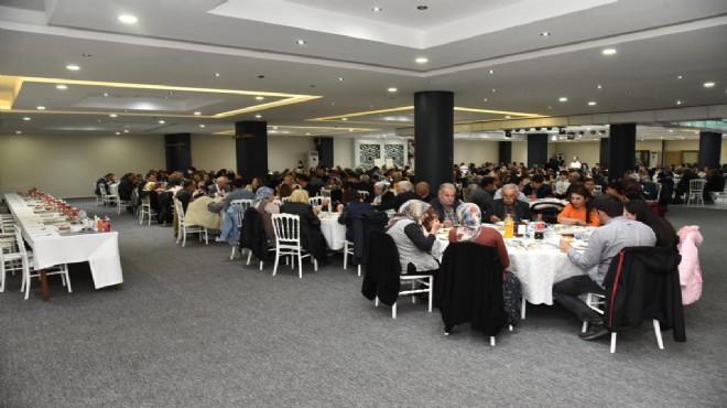 Menemen protokolü şehit yakınları ve gazilerle iftarda buluştu