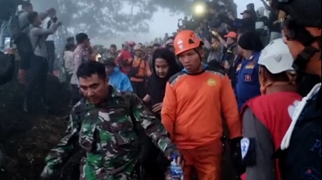 Merapi Yanardağı ndaki patlamada ölü sayısı 23 e çıktı