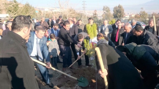 MHP ‘gözyaşlarıyla’ fidan dikti: Fırat Çakıroğlu adı orada yaşayacak!