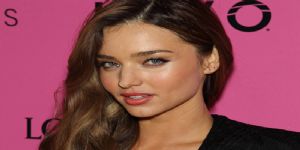 Miranda Kerr Antalya’da hamam kapatacak 