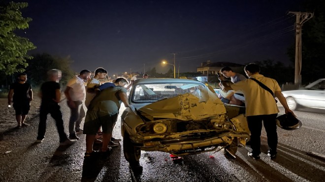 Muğla da minibüse çarpan otomobilin sürücüsü yaralandı