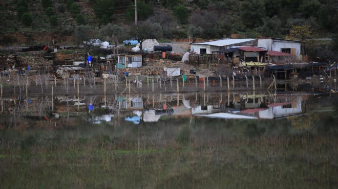 Muğla da sağanak yağış etkili oldu