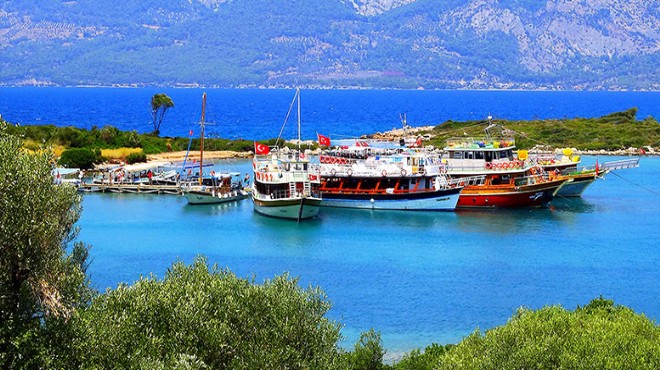 Geçen yılı 3 e katladı... Muğla ya turist akını!