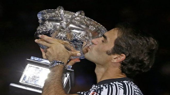 Nefes kesen tarihi finalde zafer Federer in!