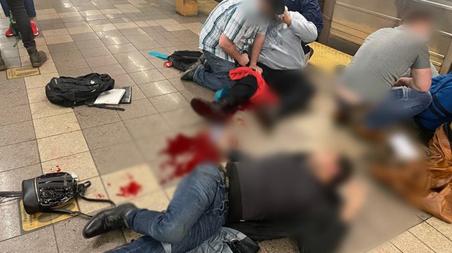 New York  metrosunda silahlı saldırı