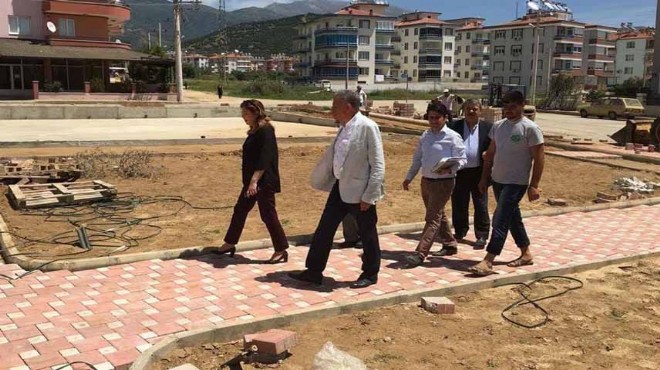 Ödemiş merkezde yapılan parklar hızla ilerliyor