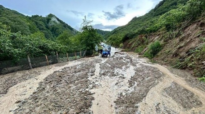 Ordu da sel: Sulara kapılan bir kişi hayatını kaybetti