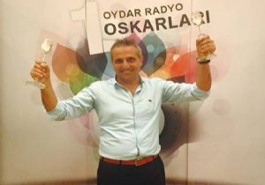 Çok Canlı Show a radyo Oscar ı