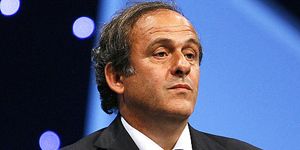 Platini Türkiye ye geliyor