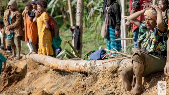 Papua Yeni Gine de heyelan: 2 bin kişi diri diri gömüldü