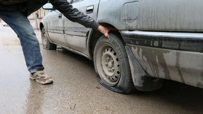 Park halindeki 200 aracın lastikleri patladı