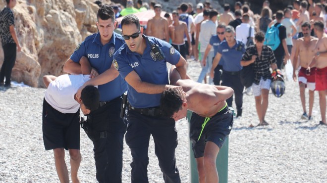 Plajda balta ve neşterle polise direndiler!