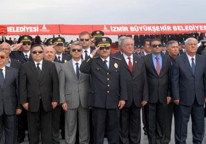 İzmir de polis teşkilatının 169. kuruluş günü kutlandı