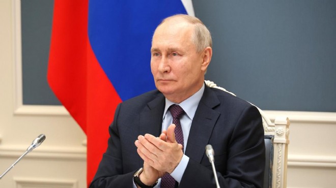 Putin den yeni yıl mesajı: İleriye gitmeli, geleceği yaratmalıyız