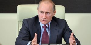 Putin uyardı: Suriye’nin içişlerine karışılmasın