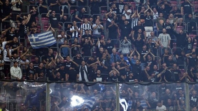 RAMS Park ta olay: PAOK lu taraftar dışarı çıkarıldı!